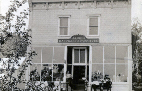 img028 John Pahl's hardware store brodd